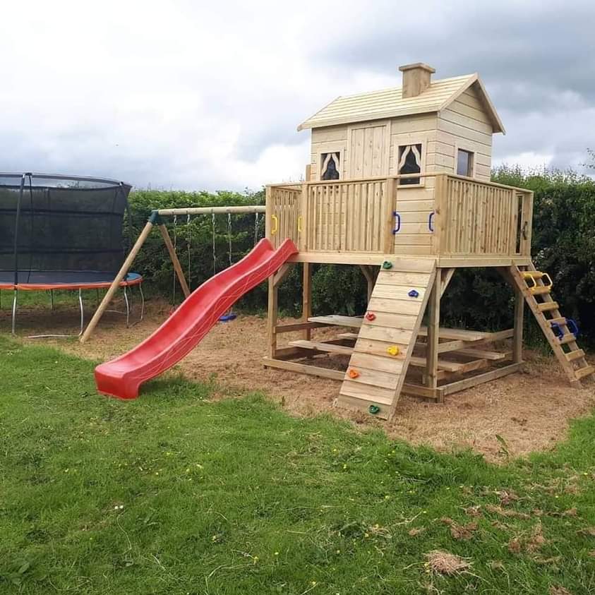 Stilts Wooden Wendy House With Slide 380- Yellow Flat Roofed